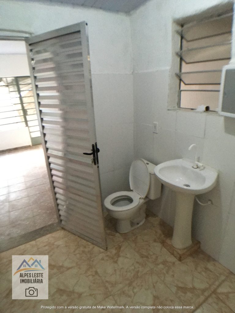Casa: 4 cômodos c/ 2 banheiros em condomínio de 06 casas – Vila Bela Casa: 4 cômodos c/ 2 banheiros em condomínio de 06 casas – Vila Bela