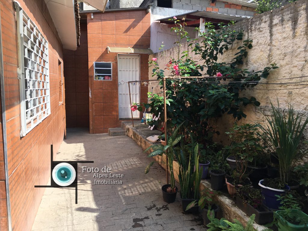 Casa: 4 cômodos c/ 2 banheiros em condomínio de 06 casas – Vila Bela Casa: 4 cômodos c/ 2 banheiros em condomínio de 06 casas – Vila Bela
