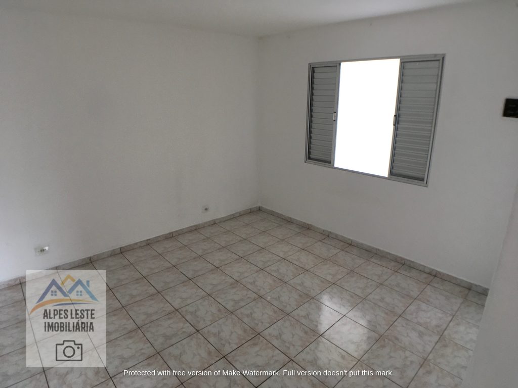 Quarto e cozinha na Rua Guacumã, 494 – casa 04 – Vila Califórnia