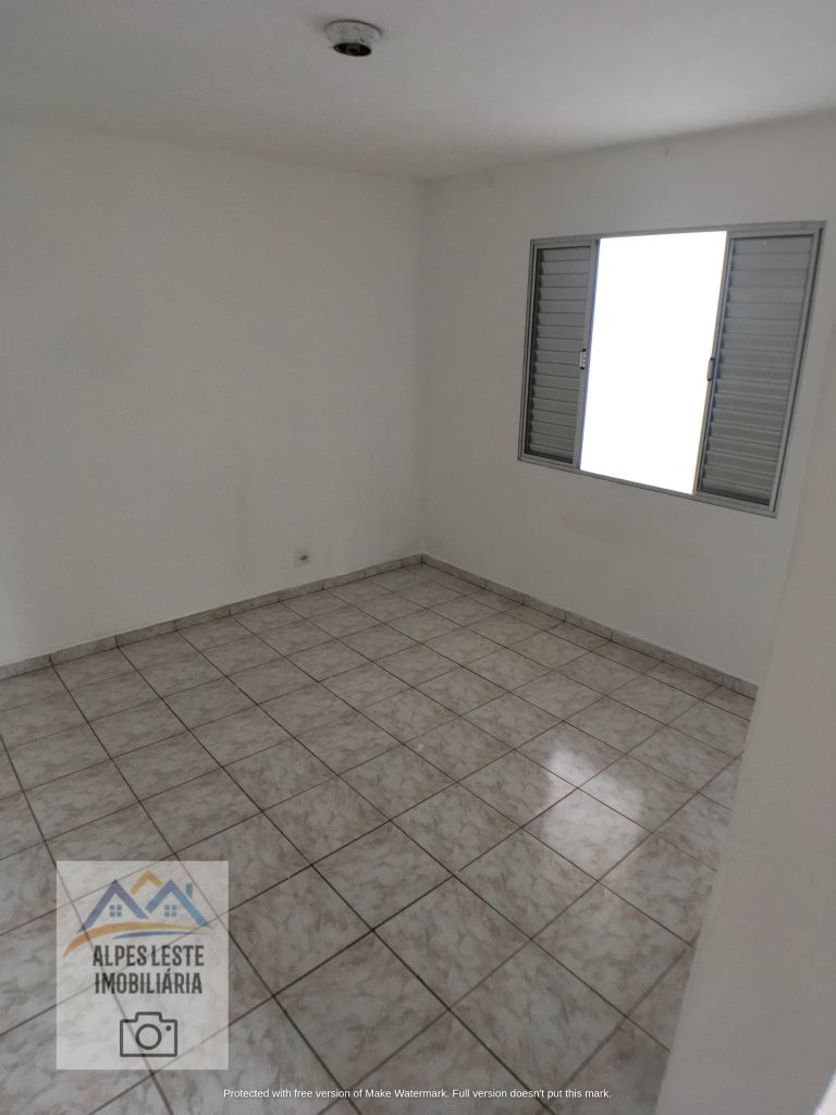 Quarto e cozinha na Rua Guacumã, 494 – casa 04 – Vila Califórnia