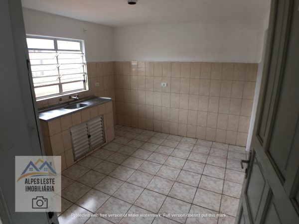 Quarto e cozinha na Rua Guacumã, 494 – casa 04 – Vila Califórnia