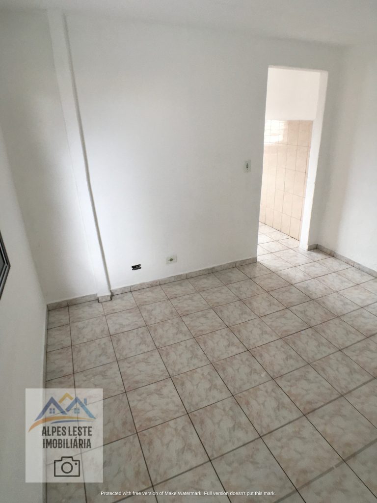 Quarto e cozinha na Rua Guacumã, 494 – casa 04 – Vila Califórnia