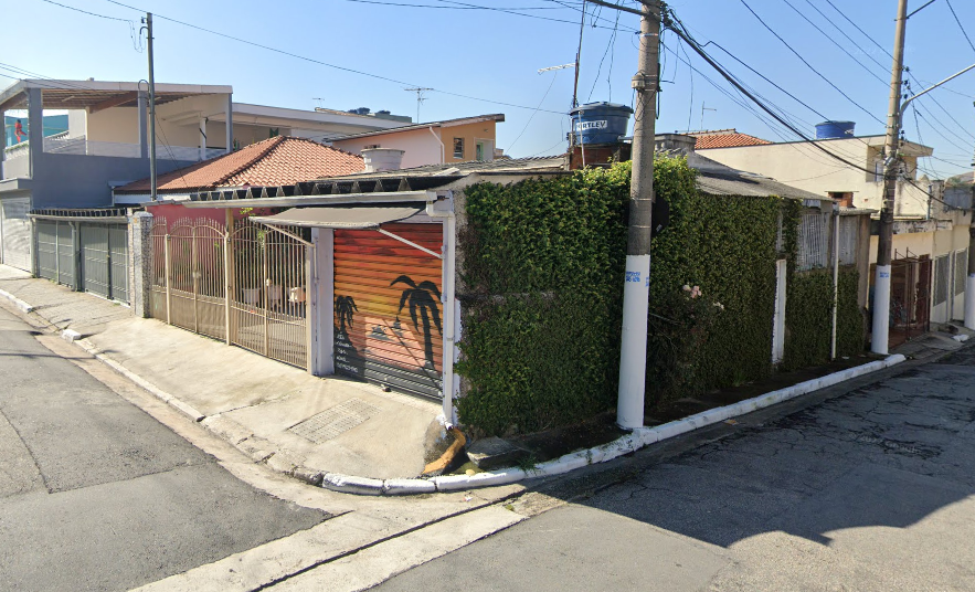 VENDE-SE bonita casa na Rua Ielmo Marinho + Salãozinho de esquina