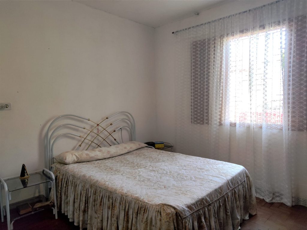 VENDE-SE bonita casa na Rua Ielmo Marinho + Salãozinho de esquina