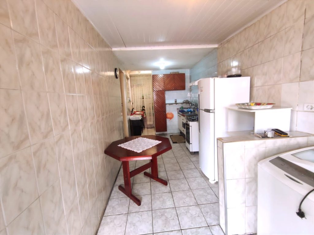 VENDE-SE bonita casa na Rua Ielmo Marinho + Salãozinho de esquina