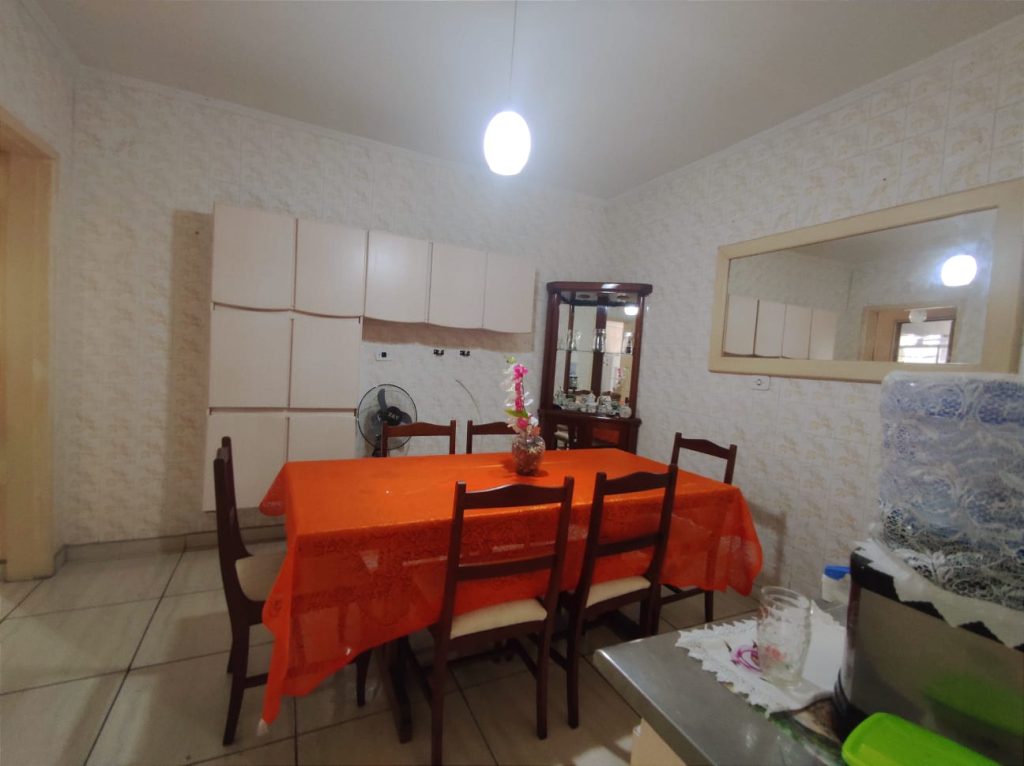 VENDE-SE bonita casa na Rua Ielmo Marinho + Salãozinho de esquina