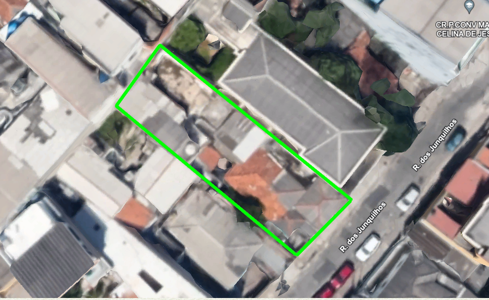 Terreno de 346m² na Rua dos Junquilhos!