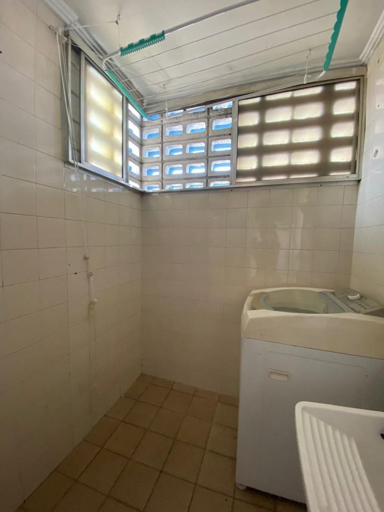 VENDE: Apartamento com 03 quartos – Sítio Pinheirinho