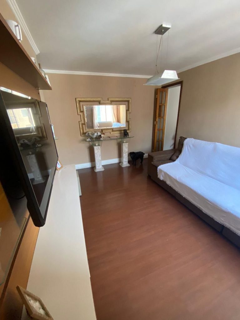 VENDE: Apartamento com 03 quartos – Sítio Pinheirinho