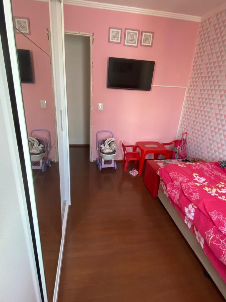 VENDE: Apartamento com 03 quartos – Sítio Pinheirinho