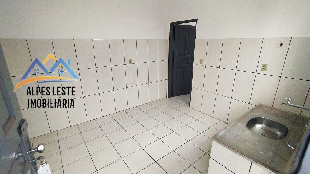 QUARTO e COZINHA próximo a S. Caetano do Sul